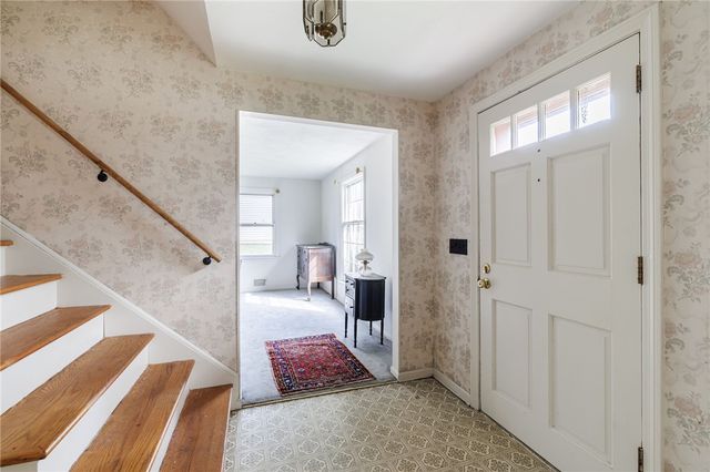 92 Hillary Lane, Penfield, NY 14526