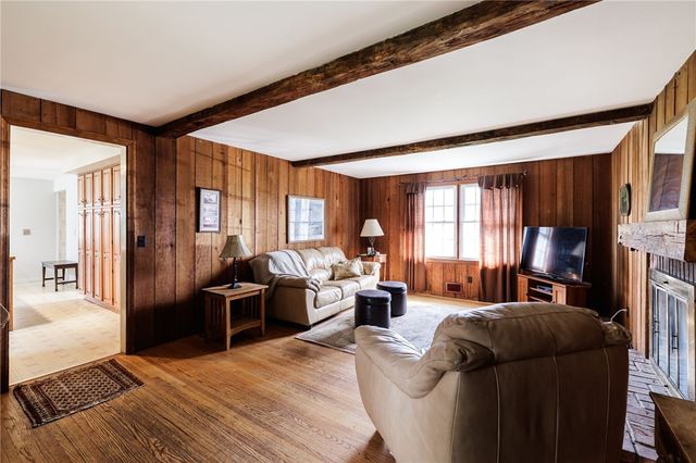 92 Hillary Lane, Penfield, NY 14526