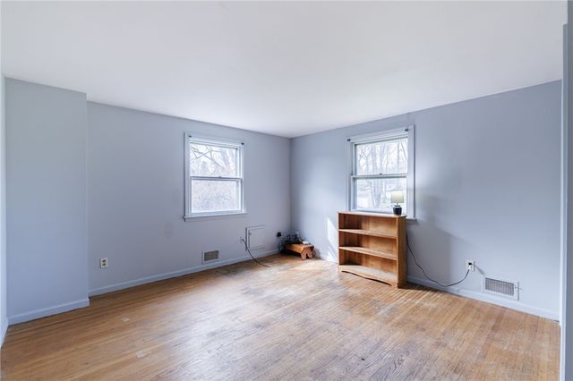 92 Hillary Lane, Penfield, NY 14526