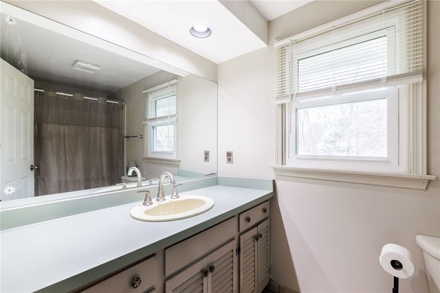 92 Hillary Lane, Penfield, NY 14526
