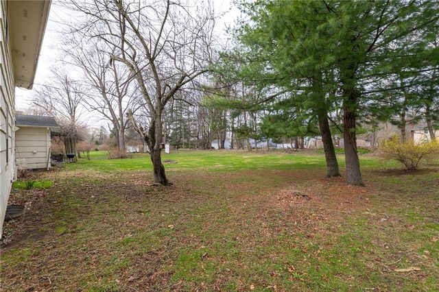 92 Hillary Lane, Penfield, NY 14526