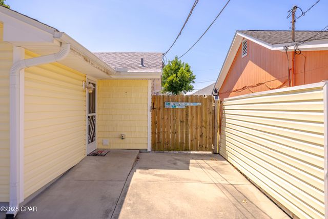 123 Oleander Circle, Panama City Beach, FL 32413