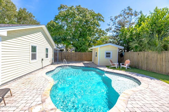 123 Oleander Circle, Panama City Beach, FL 32413