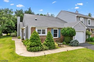 2 Mohave Path, Branchburg Twp., NJ 08876