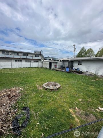 6712 27th Street W, University Place, WA 98466