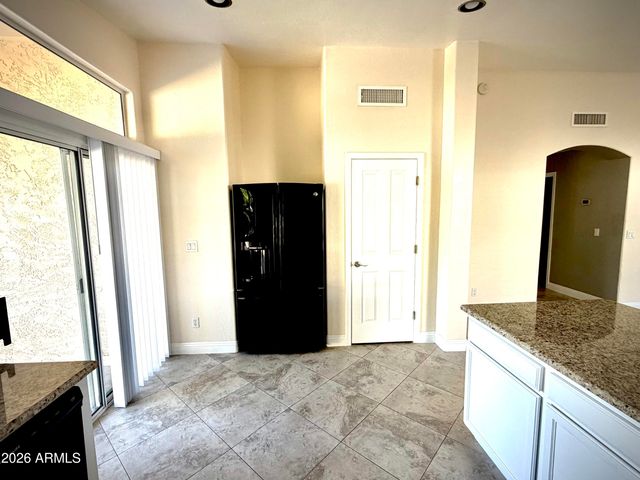 3527 E KRISTAL Way, Phoenix, AZ 85050