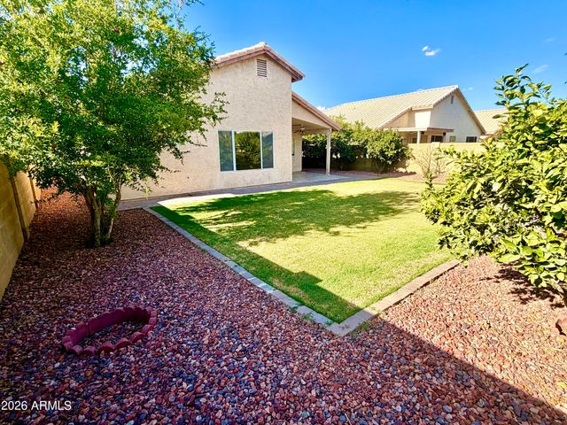 3527 E KRISTAL Way, Phoenix, AZ 85050