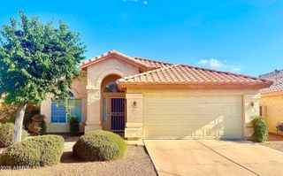 3527 E KRISTAL Way, Phoenix, AZ 85050