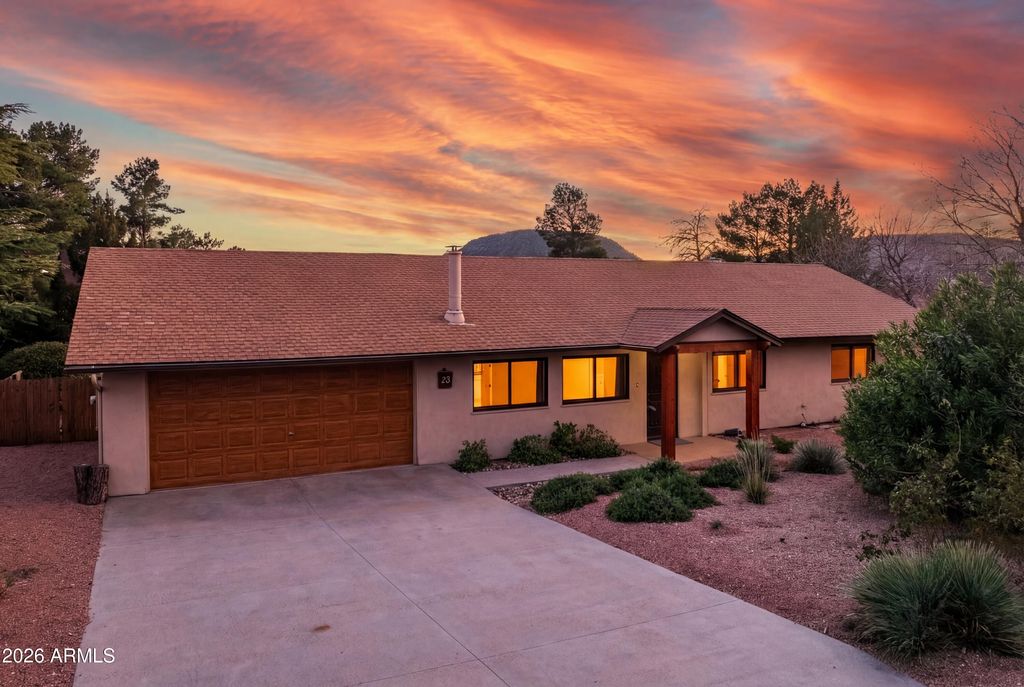 25 SPUR Court, Sedona, AZ 86351