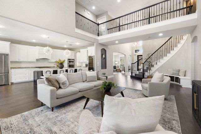 122 Lakota PASS, Austin, TX 78738