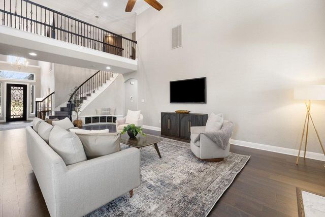 122 Lakota PASS, Austin, TX 78738