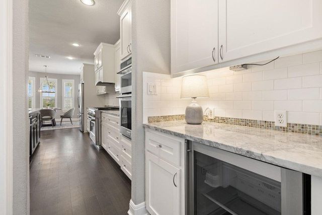 122 Lakota PASS, Austin, TX 78738