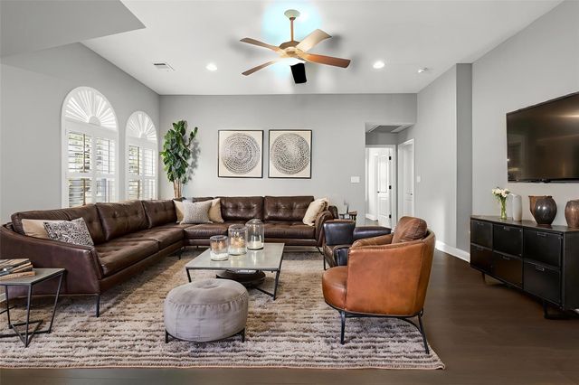 122 Lakota PASS, Austin, TX 78738