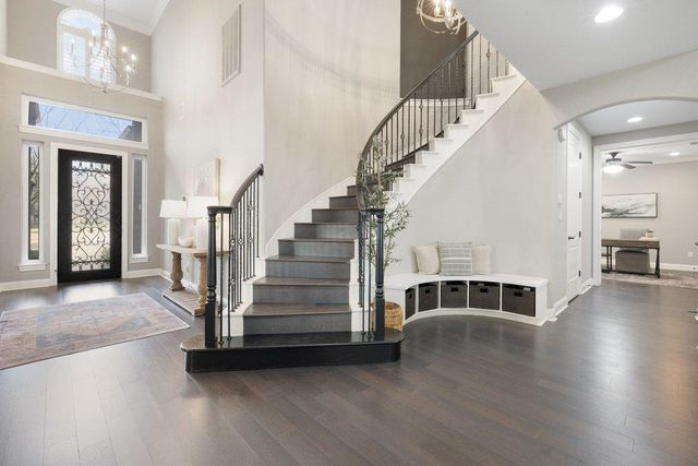 122 Lakota PASS, Austin, TX 78738