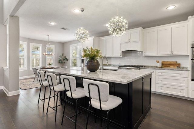 122 Lakota PASS, Austin, TX 78738