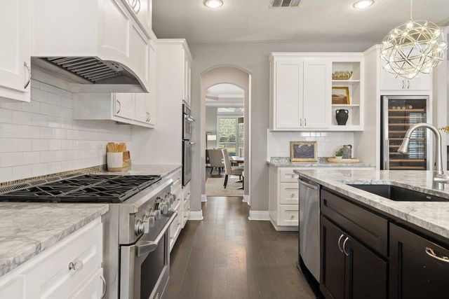 122 Lakota PASS, Austin, TX 78738