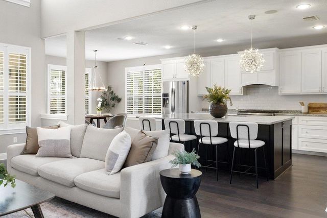 122 Lakota PASS, Austin, TX 78738