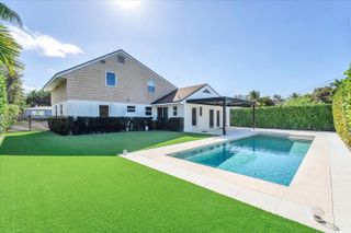 6735 SW 51st St, Miami, FL 33155