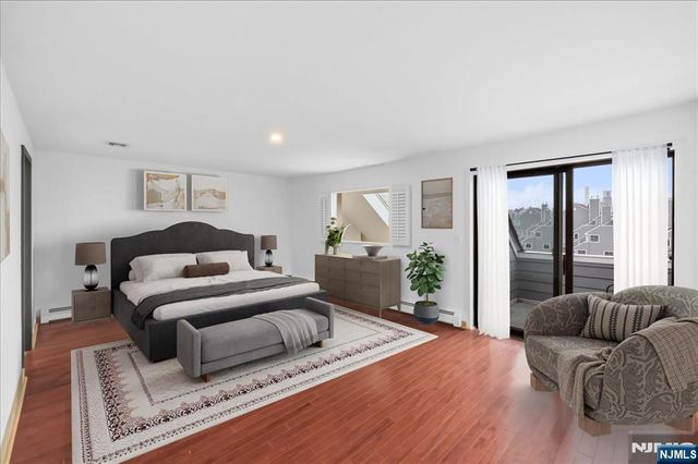 9B Cove Lane, North Bergen, NJ 07047