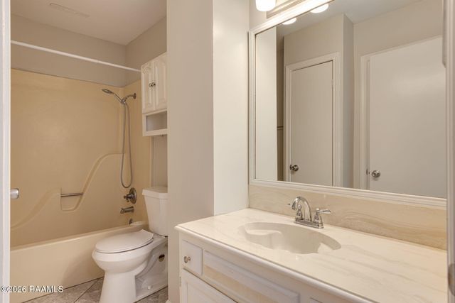 132 E Pamela Drive, Lafayette, LA 70506