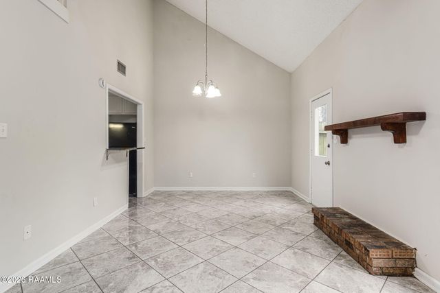 132 E Pamela Drive, Lafayette, LA 70506