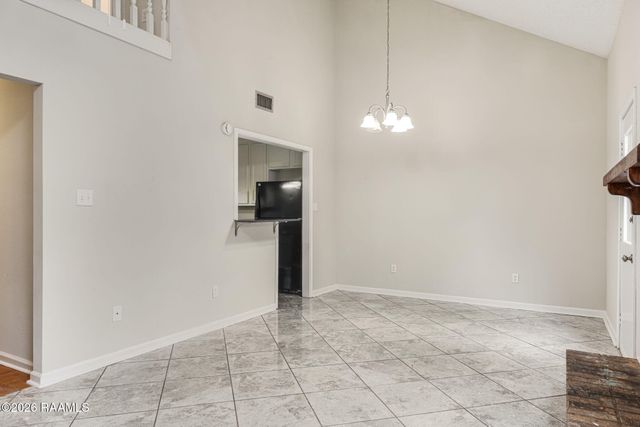 132 E Pamela Drive, Lafayette, LA 70506