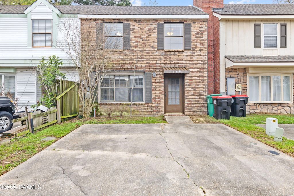 132 E Pamela Drive, Lafayette, LA 70506
