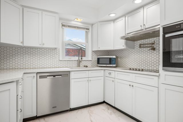 3531 Brookview Drive, Lexington, KY 40517
