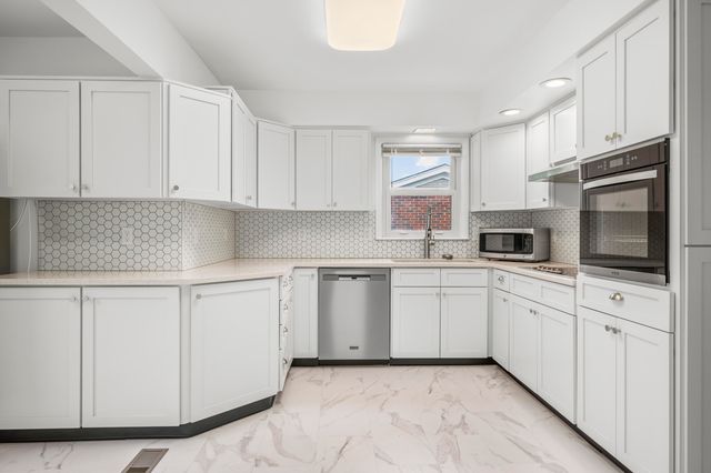 3531 Brookview Drive, Lexington, KY 40517