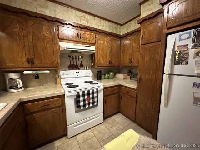 10348 W 805 Road, Fort Gibson, OK 74434