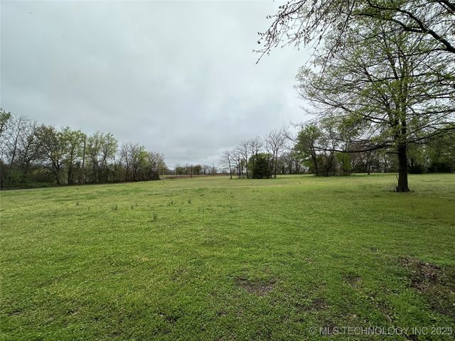 10348 W 805 Road, Fort Gibson, OK 74434