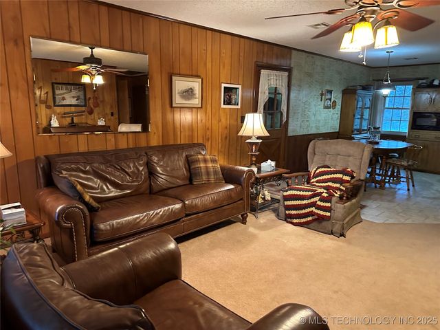 10348 W 805 Road, Fort Gibson, OK 74434
