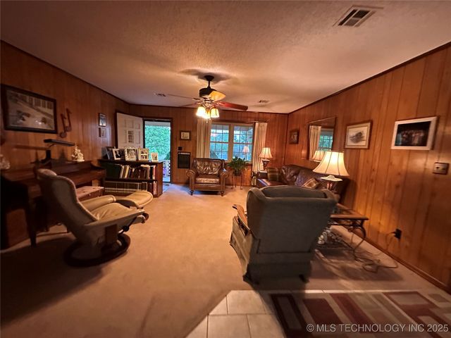 10348 W 805 Road, Fort Gibson, OK 74434