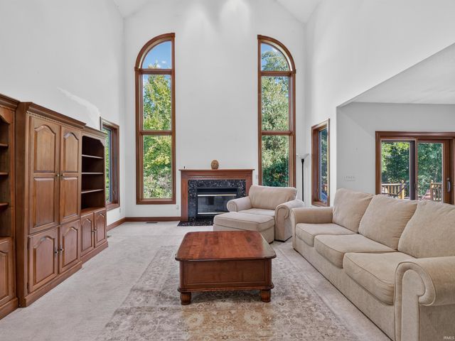 7730 Inverness Glens Drive, Fort Wayne, IN 46804