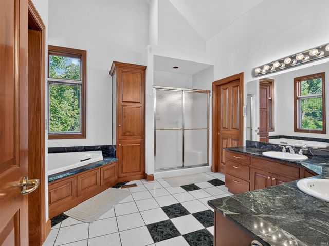 7730 Inverness Glens Drive, Fort Wayne, IN 46804
