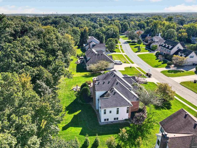 7730 Inverness Glens Drive, Fort Wayne, IN 46804