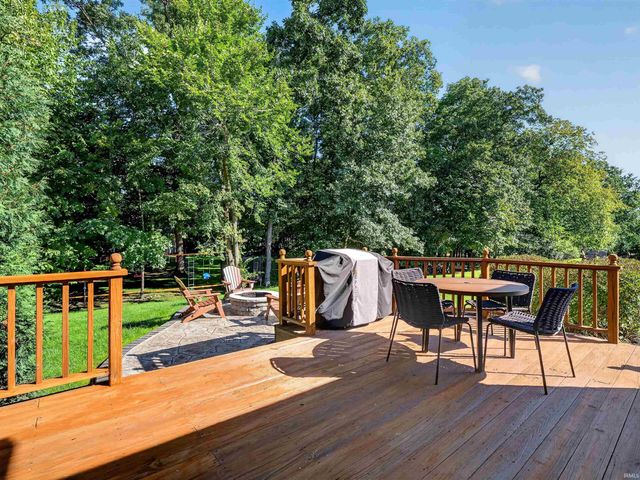 7730 Inverness Glens Drive, Fort Wayne, IN 46804