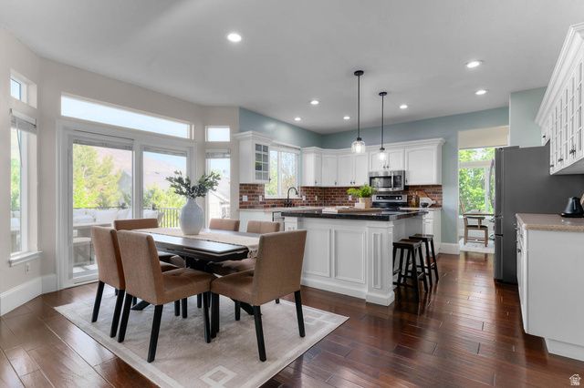 9834 N MANILA CIR, Cedar Hills, UT 84062