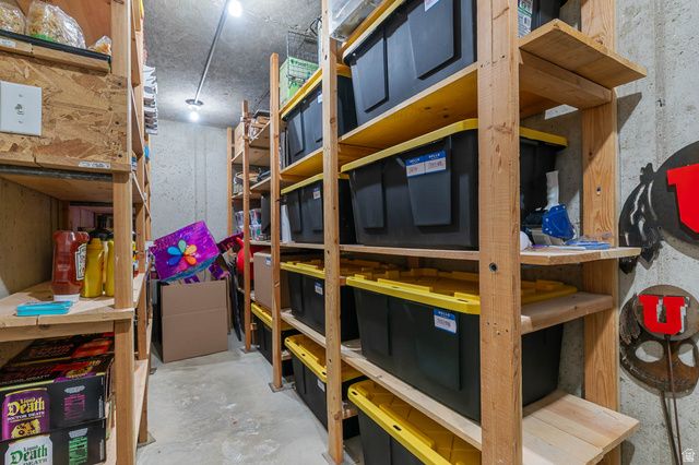 9834 N MANILA CIR, Cedar Hills, UT 84062