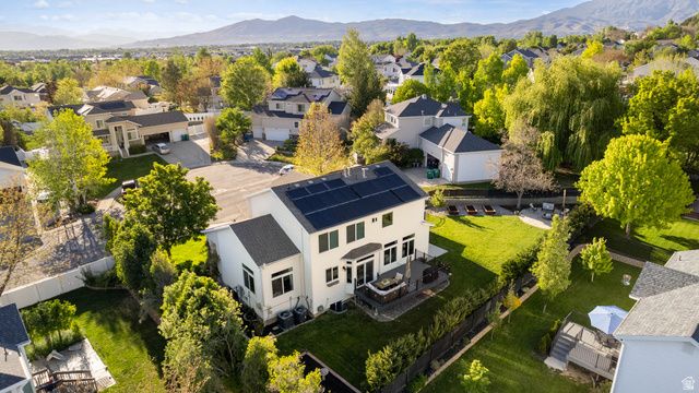 9834 N MANILA CIR, Cedar Hills, UT 84062