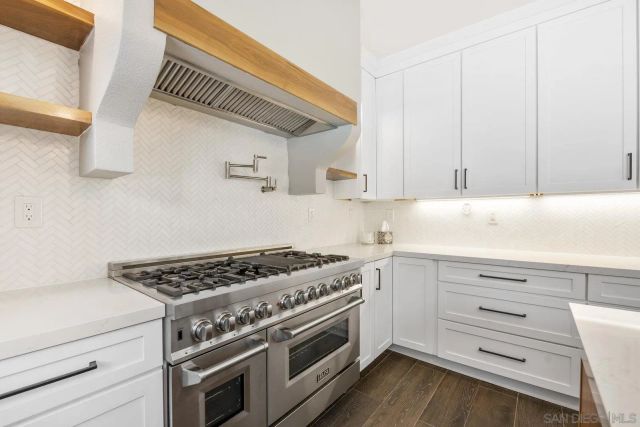 7352 Via Cresta, San Diego, CA 92129