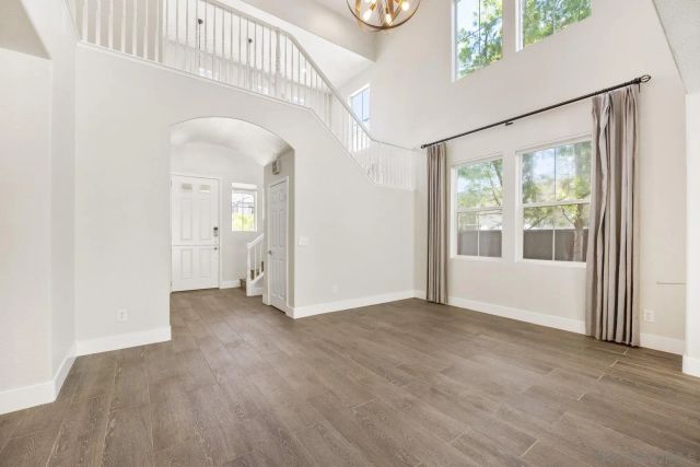7352 Via Cresta, San Diego, CA 92129
