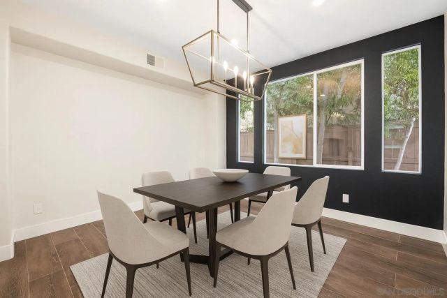 7352 Via Cresta, San Diego, CA 92129