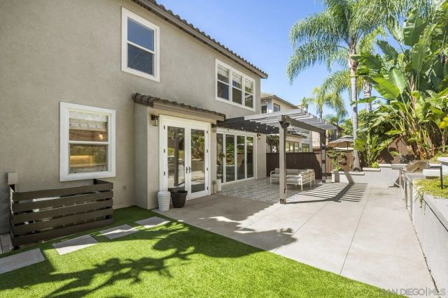 7352 Via Cresta, San Diego, CA 92129