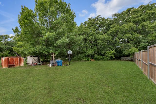 914 Armstrong Road, Seagoville, TX 75159
