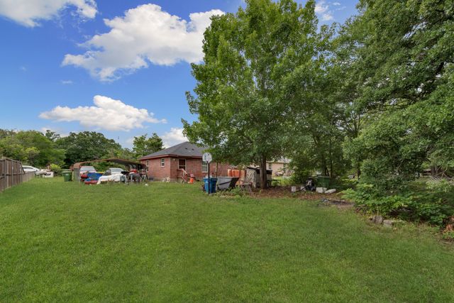 914 Armstrong Road, Seagoville, TX 75159