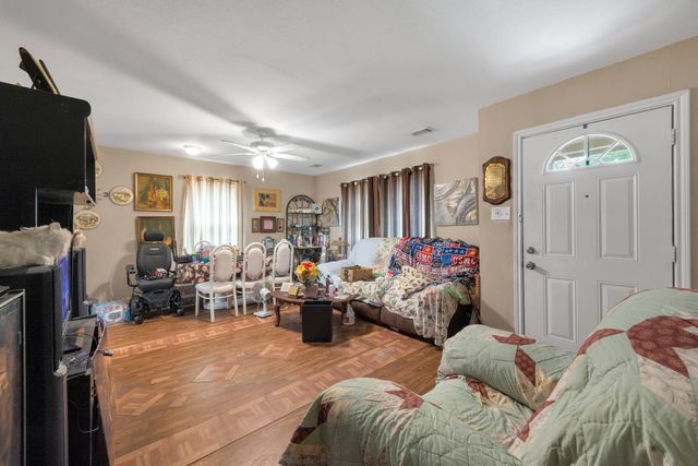 914 Armstrong Road, Seagoville, TX 75159