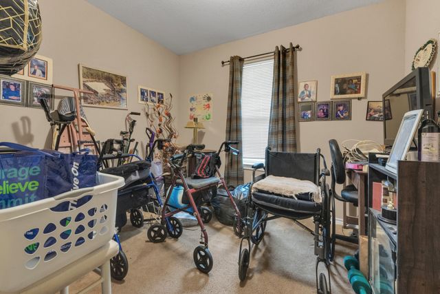914 Armstrong Road, Seagoville, TX 75159