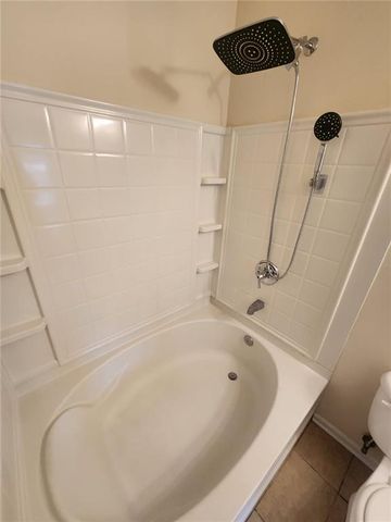 1736 Redan E, Lithonia, GA 30058