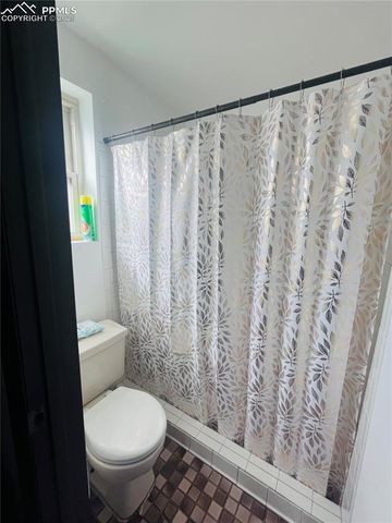 5916 Wolf Creek Place, Colorado Springs, CO 80918